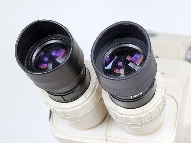 適切な価格 トラスコ中山 ズーム式実体顕微鏡 照明付 ６．５～４５倍・１３～９０倍 TS-2021 顕微鏡