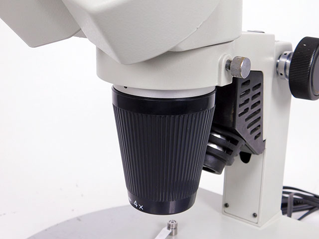 アズワン 充電式実体顕微鏡 (1台) 目安在庫=△ - 4